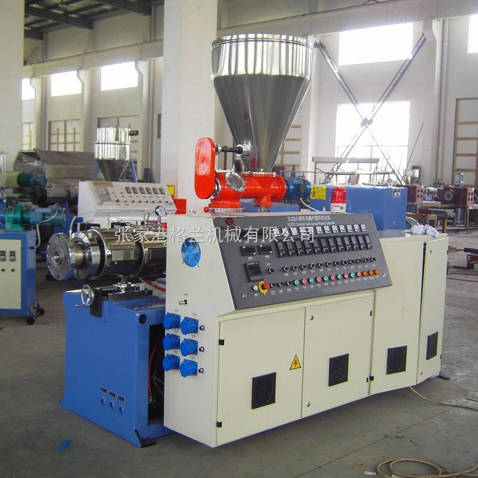 锥形双螺杆挤出机